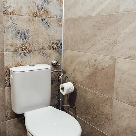 брик Guest house